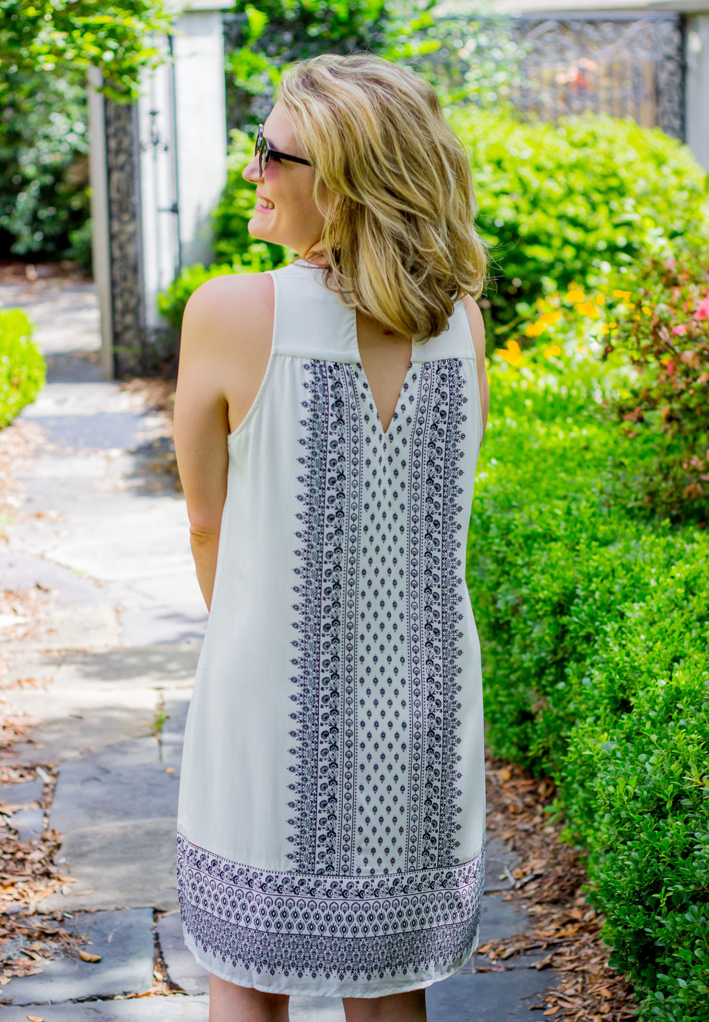 Summer white dress by Old Navy worn by Elise Giannasi of Belle Meets World blog