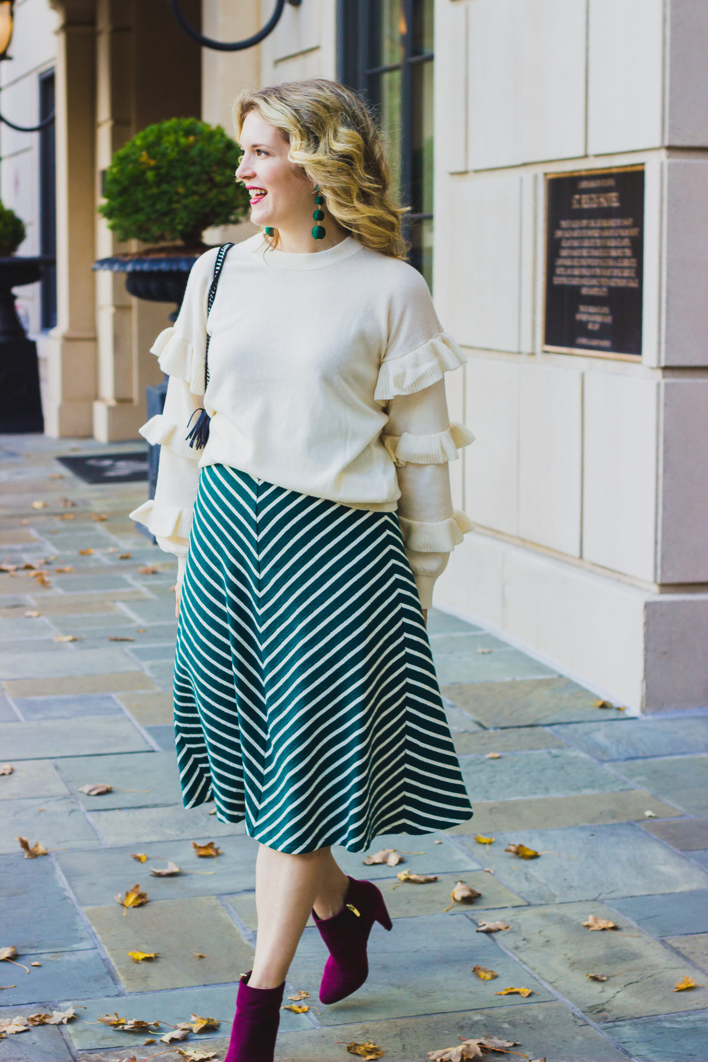 WHAT TO WEAR TO THANKSGIVING & A HOLIDAY MUST-DO!